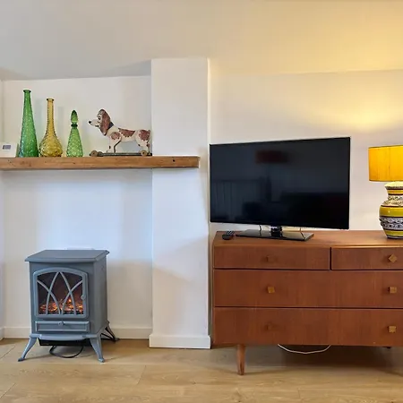 Holiday home The Coach House, Penzance- Cosy Nook For 2