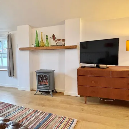 The Coach House, Penzance- Cosy Nook For 2 Holiday home *