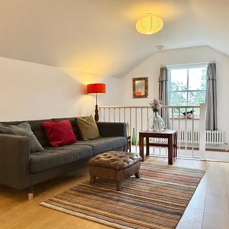 The Coach House, Penzance- Cosy Nook For 2 Penzance